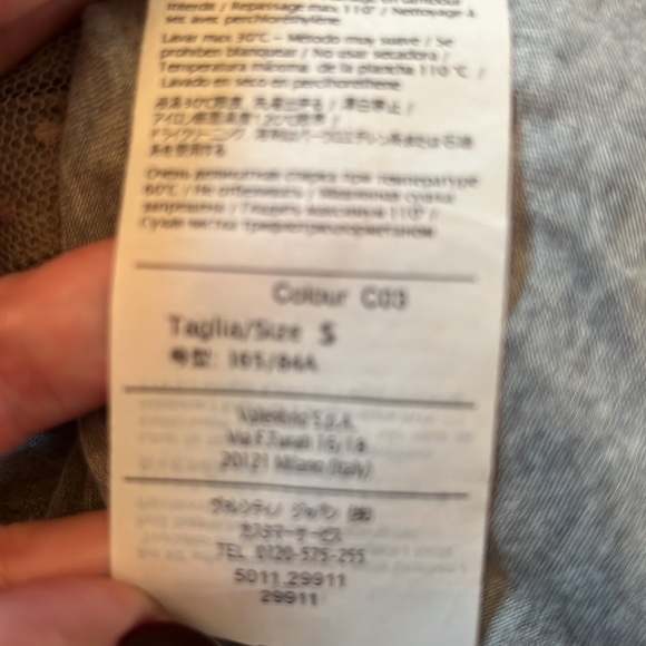 Valentino Red authentic t-shirt. Size Small. - Picture 8 of 8